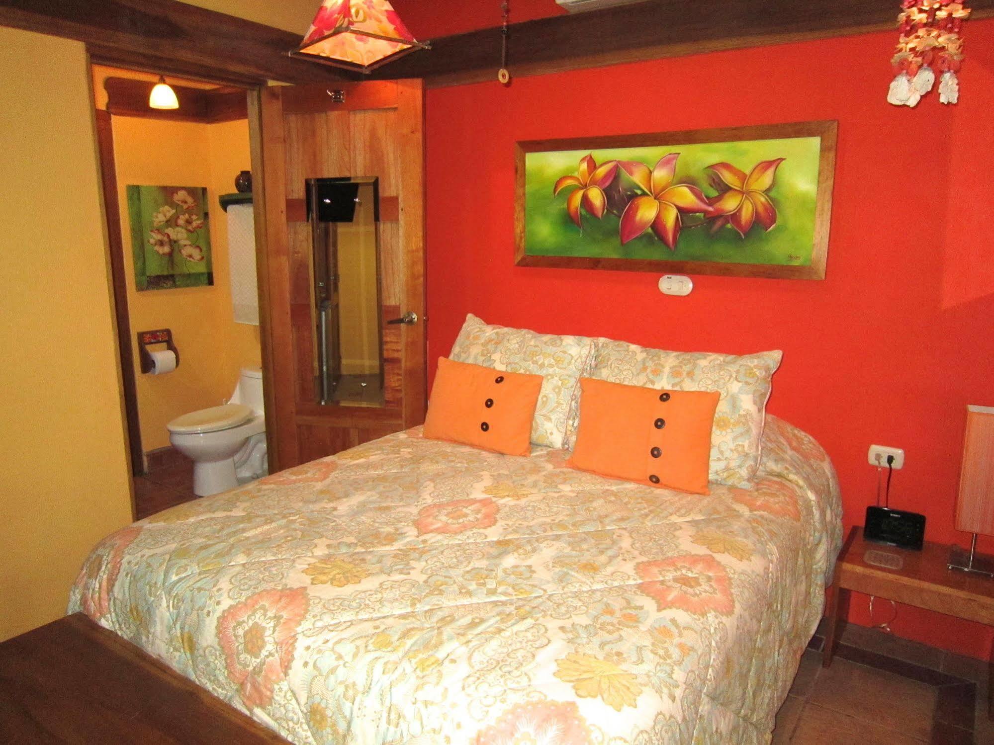 Physis Caribbean Bed & Breakfast Puerto Viejo de Talamanca Exterior foto