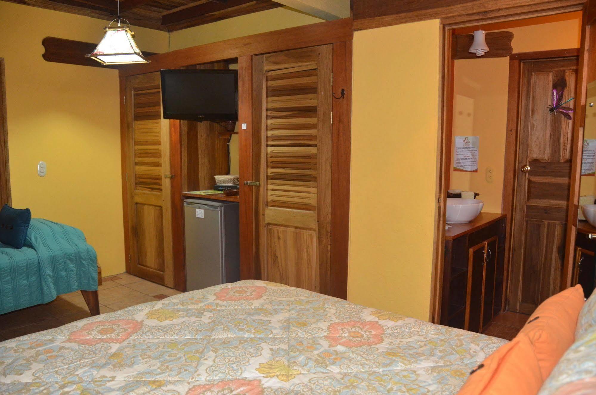 Physis Caribbean Bed & Breakfast Puerto Viejo de Talamanca Exterior foto