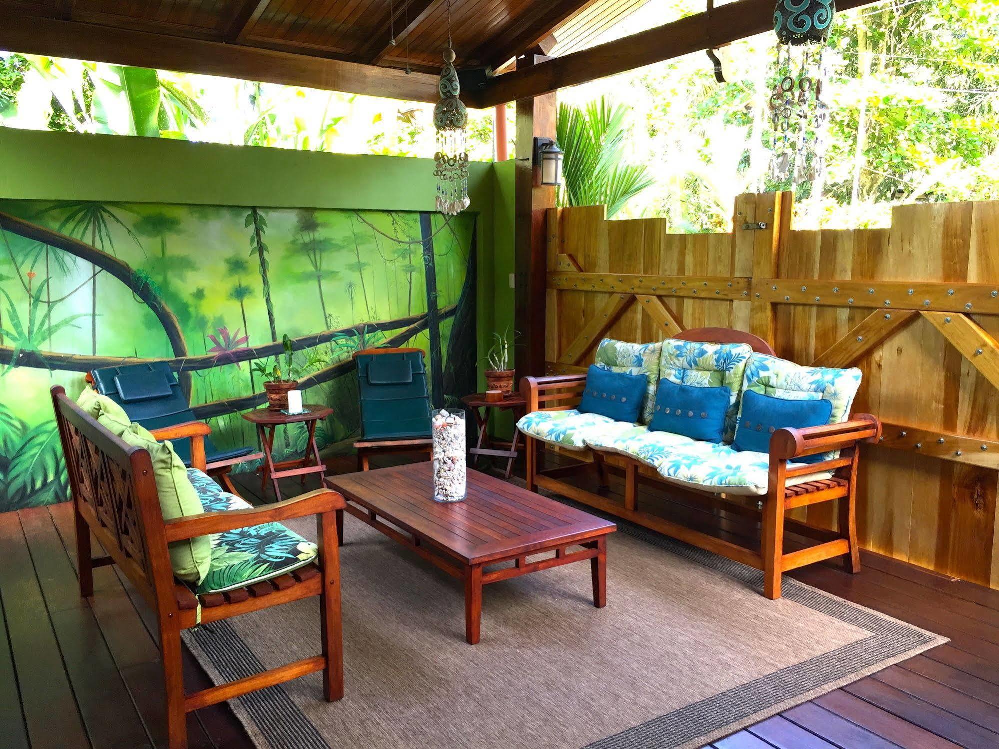 Physis Caribbean Bed & Breakfast Puerto Viejo de Talamanca Exterior foto